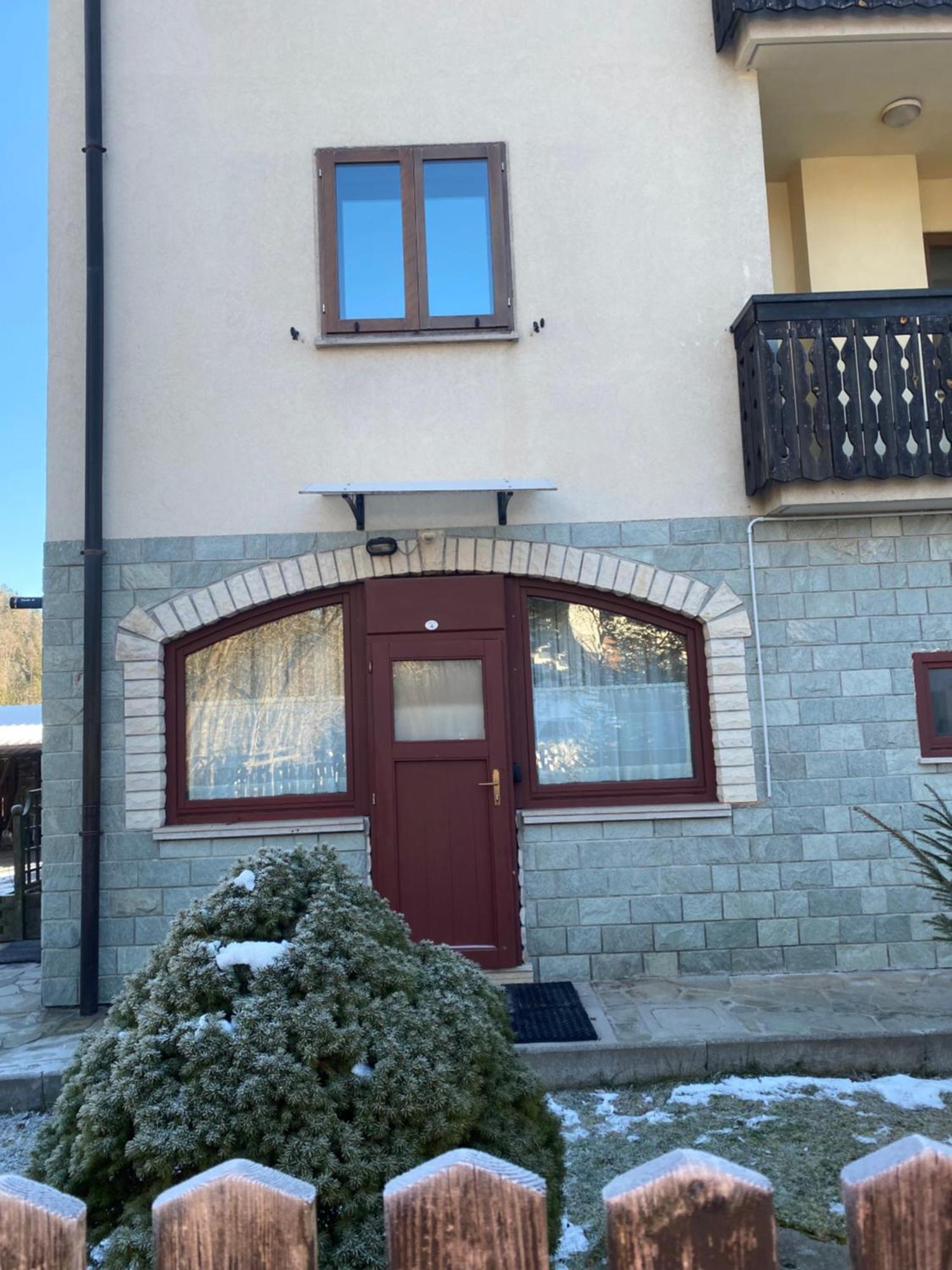 Mountain Apartments 塔尔维西奥 外观 照片
